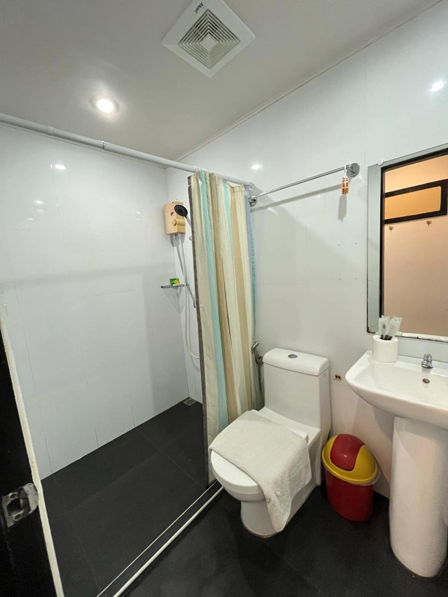 Casita Isla Beach Inn Balabag  Екстериор снимка
